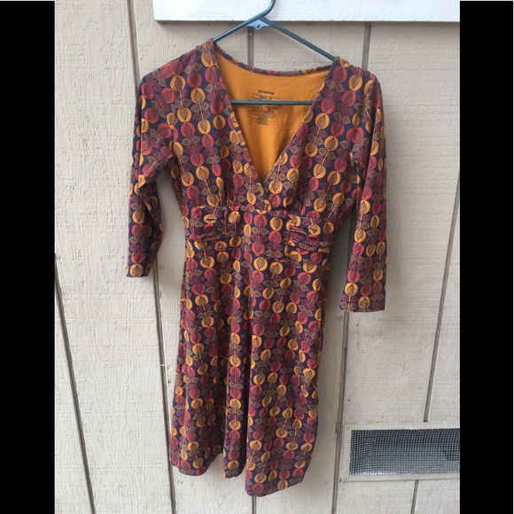 Patagonia Dresses & Skirts - Patagonia long sleeve dress! Gorgeous pattern